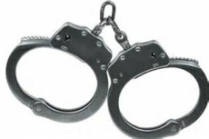 Задържаха двама, крали от съблекалня на търновски университет