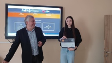 Елена има национален шампион в състезанието Microsoft Office Specialist