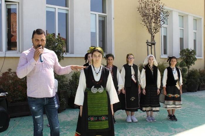 Урок по история на Горнооряховския край изнесоха носиите на Петър Георгиев в ОУ „Иван Вазов“