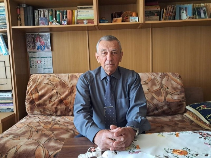 Подполковник Иванов връща назад лентата на живота си и се заравя в спомени от Сержантското военно училище в Горна Оряховица