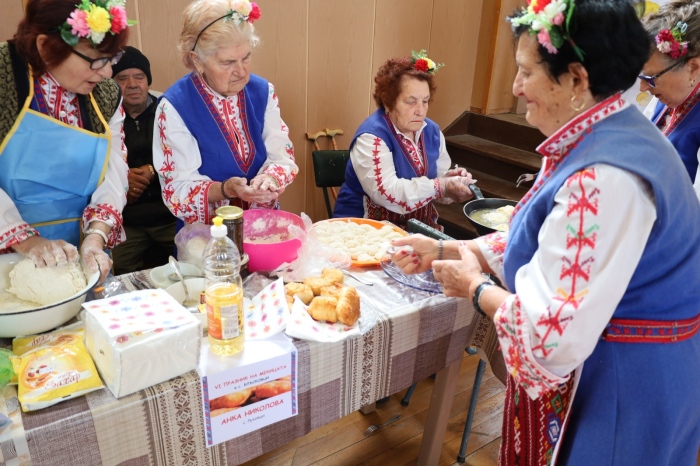 Празник на мекицата събра майстори и гости в Блъсковци
