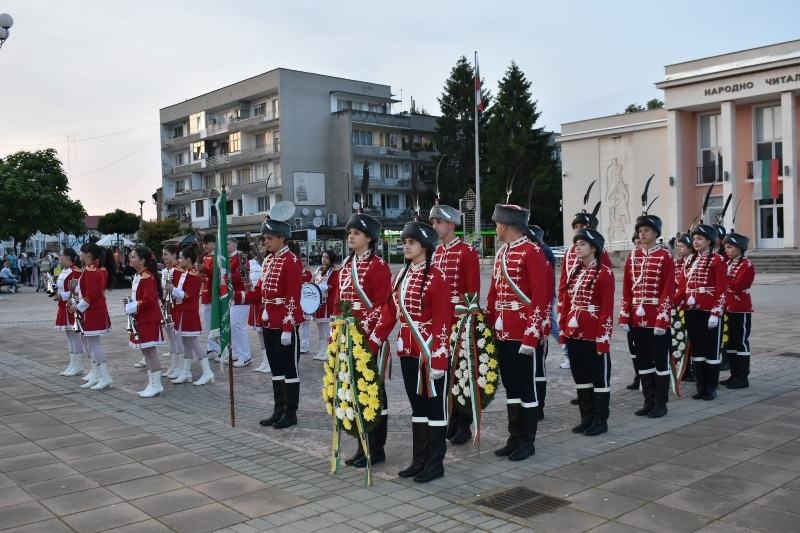 Павликени почете паметта на Ботев и загиналите за свободата на България