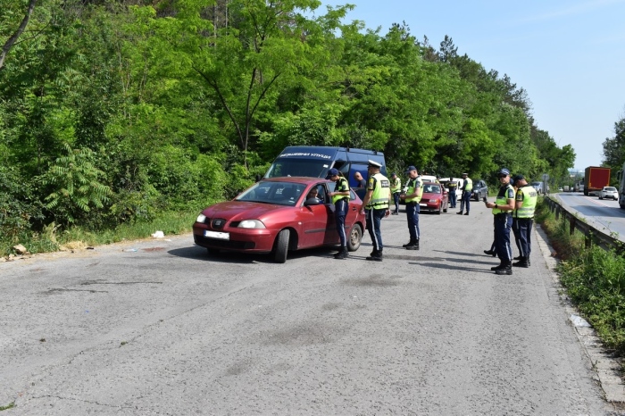 Полицията провежда мащабна операция срещу войната по пътищата