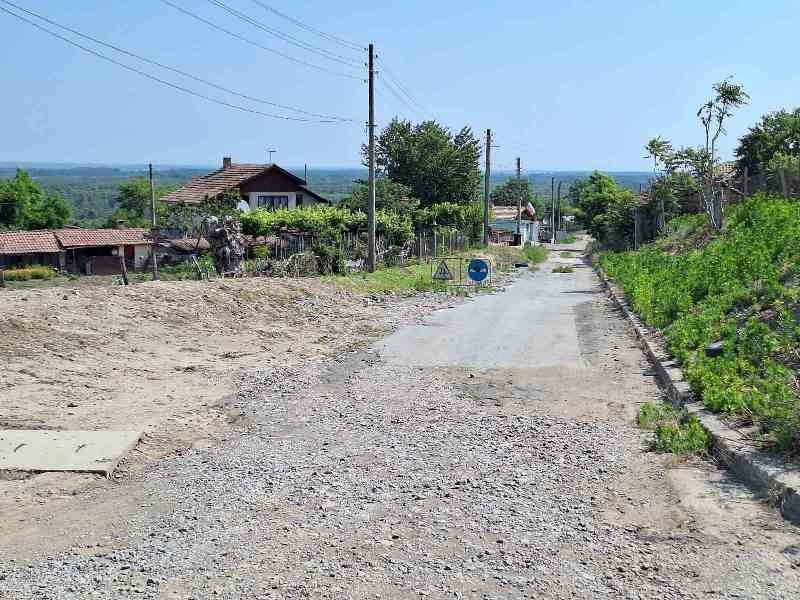 Започна асфалтирането на улици във Вардим