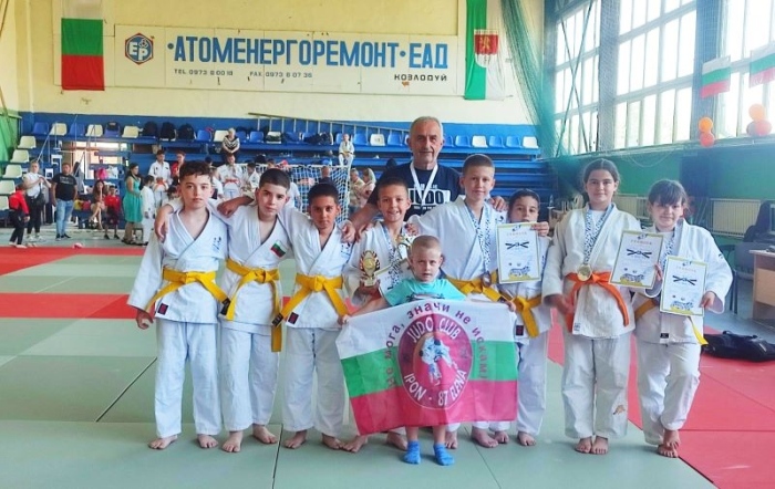 Млади джудисти от Елена постигнаха успехи на международен турнир в Козлодуй