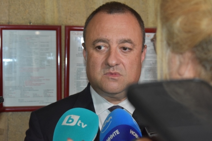 Министърът на регионалното развитие Иван Иванов: 200 млн. лв. от бюджета ще получат общините тази и следващата седмица за изпълнението на проекти по Инвестиционната програма