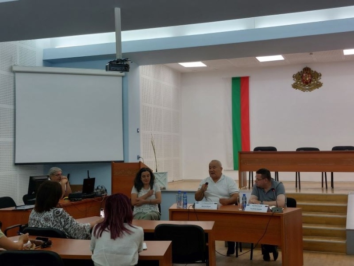 Възможностите за предоставяне на работна ръка в селскостопанския сектор представи в Свищов вицепрезидентът на Академията на науките в Узбекистан