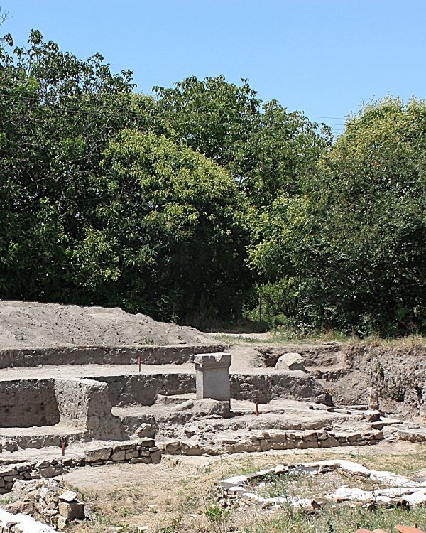 В Нове е открит епиграфски паметник, посветен на римския бог Меркурий