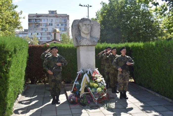 Горна Оряховица отдаде почит на Апостола на свободата Васил Левски
