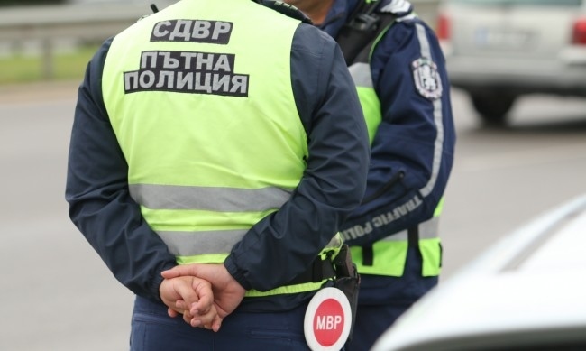 Хванаха жена да шофира под въздрействието на три вида дрога