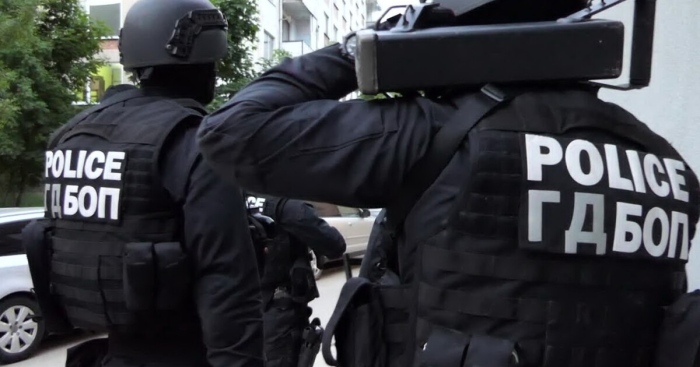 След акцията на ГДБОП: 13 души са задържани във Велико Търново