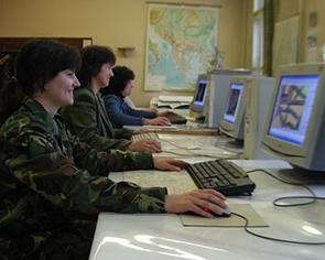 Търсят геодезист и топограф за армията 