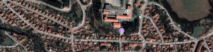 Изпълняват се пътно-строителни работи по ул. „Иван Момчилов“ в Елена