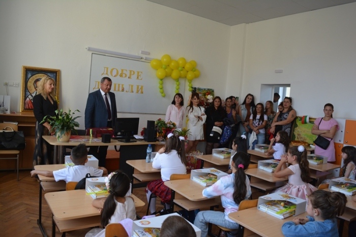 ​1524 ученици започнаха новата учебна година в община Павликени