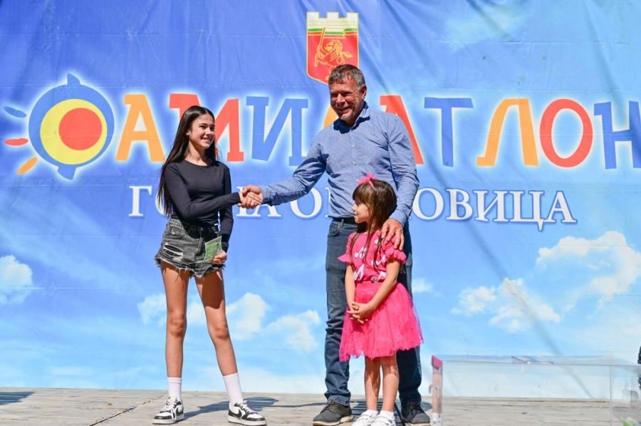 11-годишната Роксана Йонова е големият победител в дванадесетото издание на Фамилатлон в Горна Оряховица
