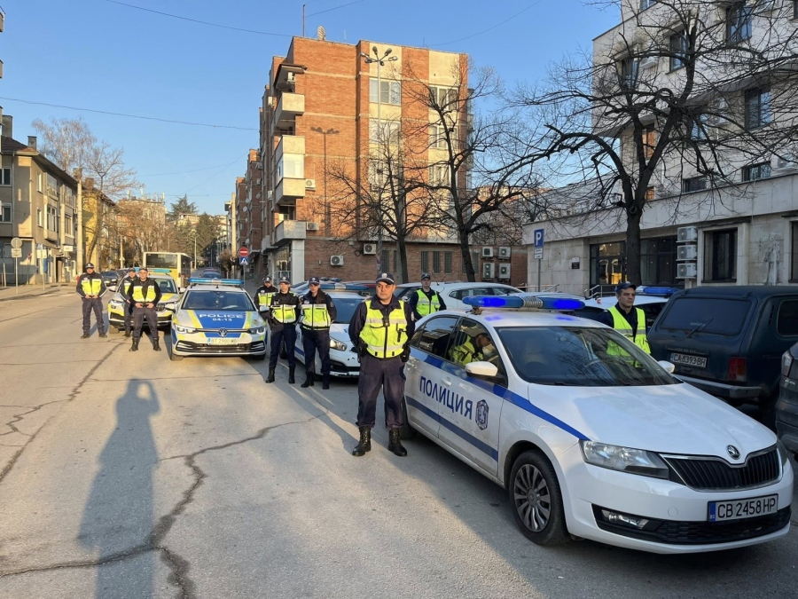 В област Велико Търново отбелязаха Международния ден в памет на загиналите служители на реда