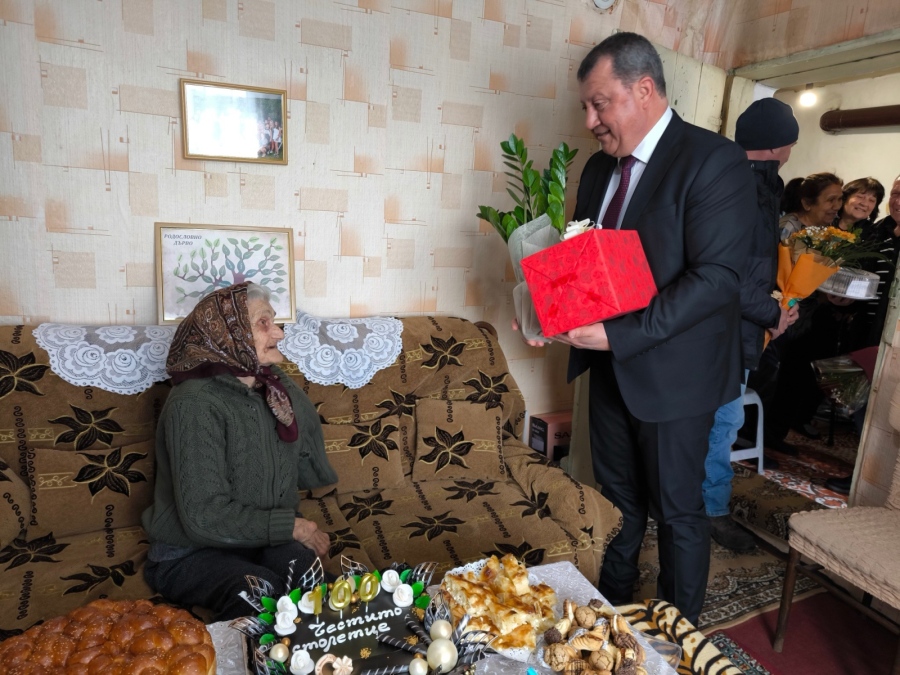 Небие Ахмедова е най-новата столетница в община Павликени