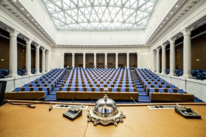 Извънредно заседание на Парламента отлага съвместната приемна на Младен Шишков и Димитър Николов