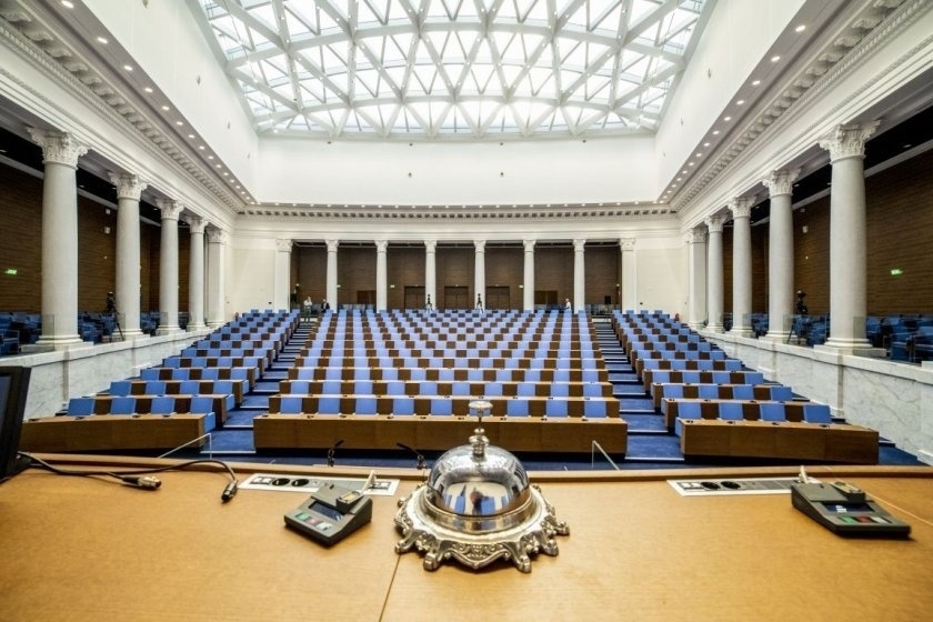 Извънредно заседание на Парламента отлага съвместната приемна на Младен Шишков и Димитър Николов
