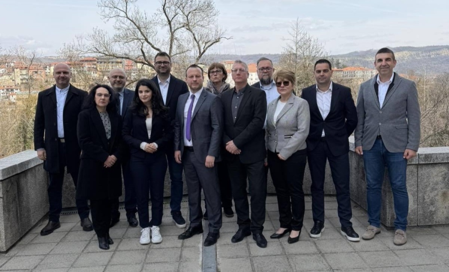 ПП-ДБ регистрираха листата си във Велико Търново с ясна заявка да продължи битката срещу корупцията