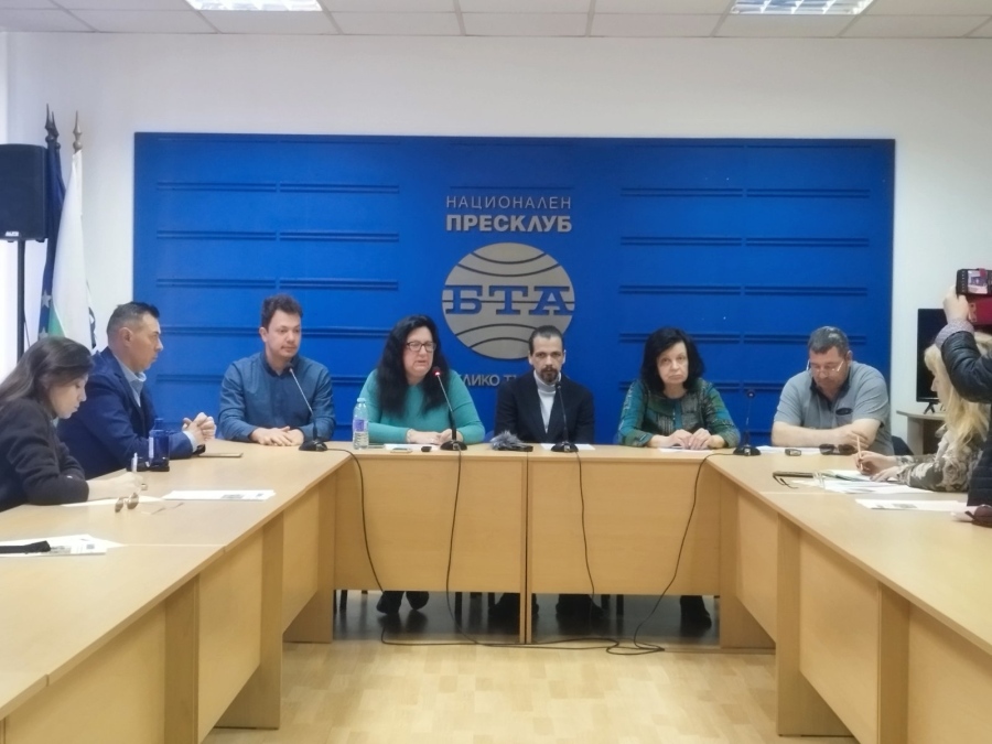 Във Велико Търново представиха как изкуственият интелект може да прогнозира сърдечни заболявания