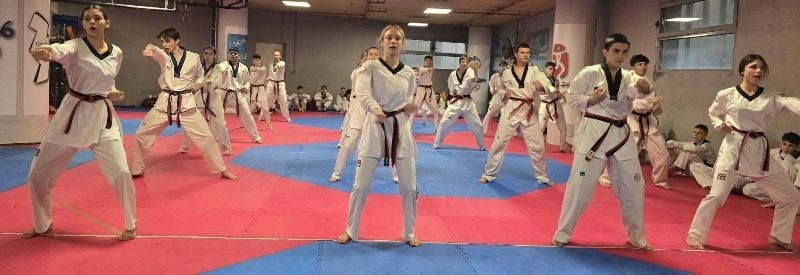 Петима от „Инвикта“ защитиха черен колан по таекуондо