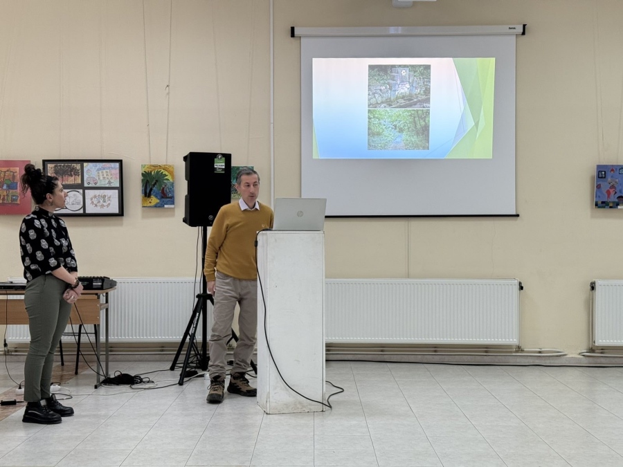 Ученици ще помагат за създаването на нов туристически маршрут край хижа „Божур“