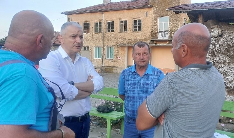 Решаването на проблема с безводието във Великотърновска област остава приоритет за „Възраждане“ и в 52-то Народно събрание