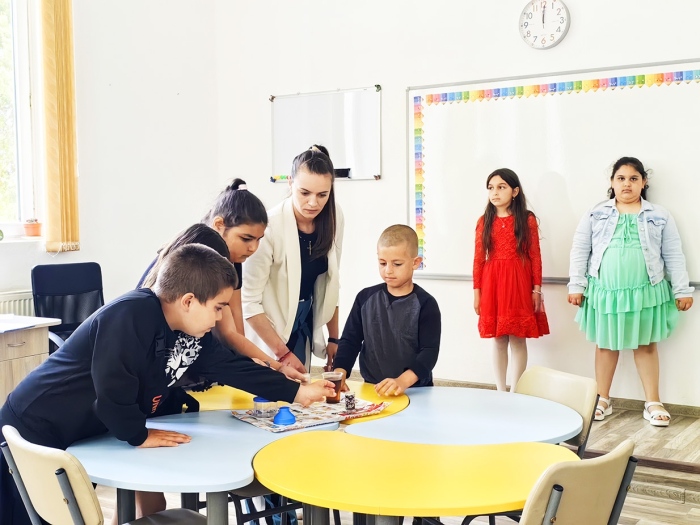 Нови STEM кабинети откриха в училището в село Константин