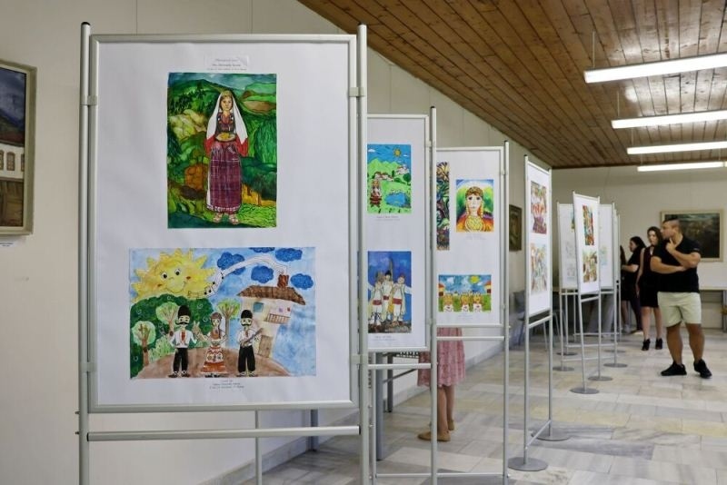 В Лясковец наградиха победителите в конкурса „Фолклорните традиции на моя роден край“