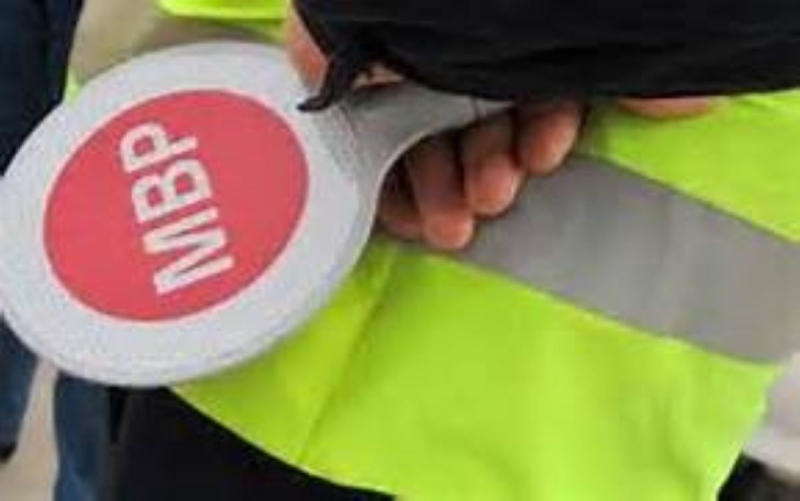 Мъж от Павликени се опитал да избяга от полицията, защото шофирал без книжка