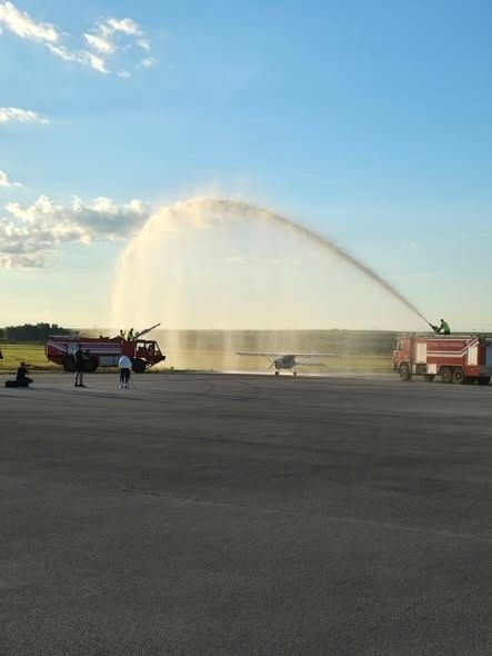 Световен рекорд в леката авиация бе поставен на Летище Горна Оряховица