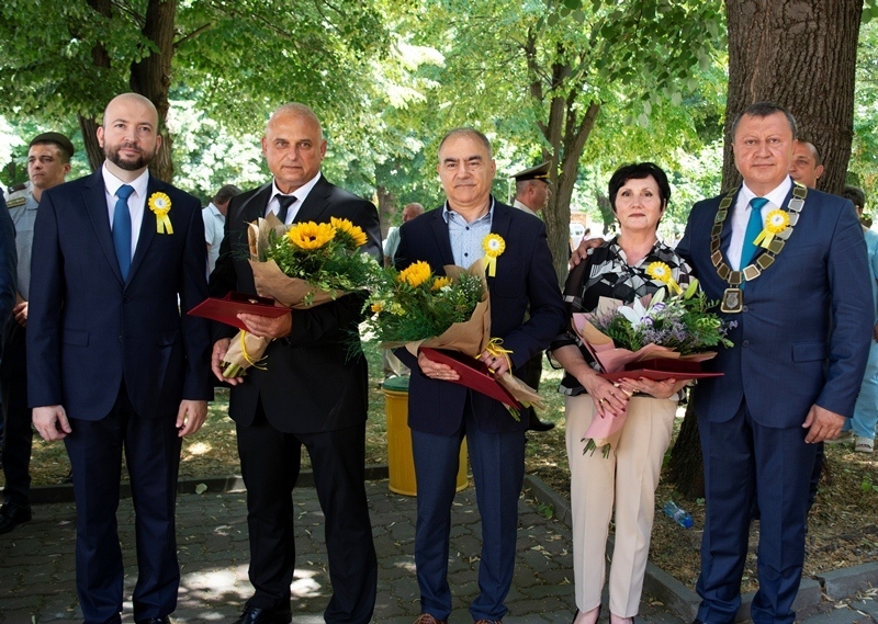 Павликени отличи три изявени личности навръх 83-а си годишнина като град