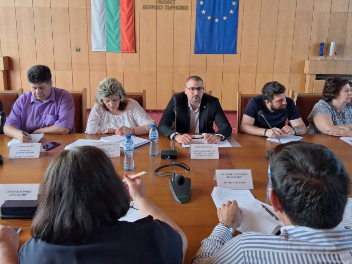 Бъдещето на пасищата, мерите и ливадите в областта обсъдиха на среща в Областна администрация
