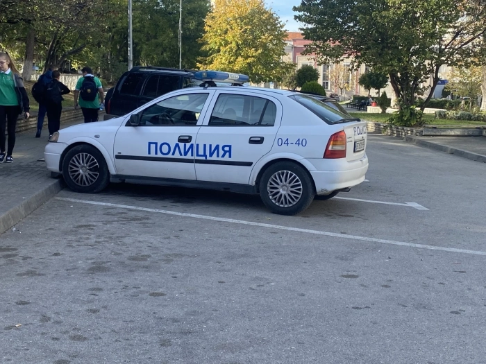 Незаконни гонки по улица “Магистрална” предотвратиха търновски полицаи