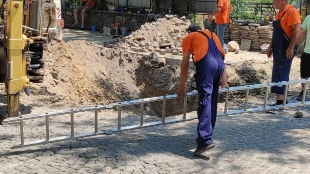 Община Свищов предприема спешни действия за извършване на авариен ремонт на довеждащия водопровод към село Ореш